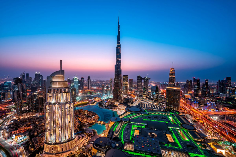 Thưởng ngoạn khung cảnh tuyệt đẹp tại Burj Khalifa, Dubai