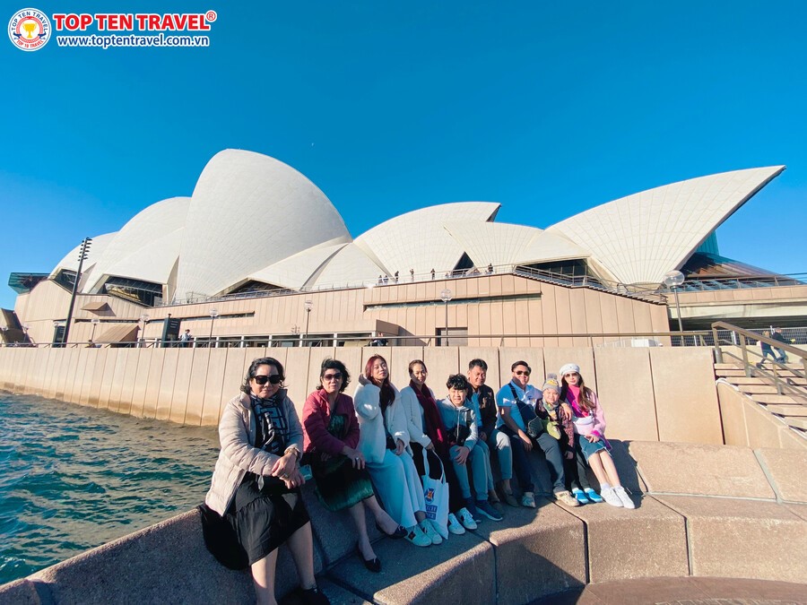 Du khách tham gia hành trình khám phá mùa Đông nước Úc của Top Ten Travel