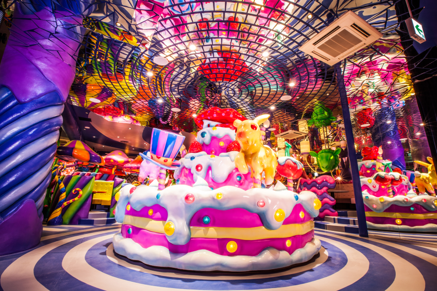 Kawaii Monster Cafe là một thế giới thần tiên đầy màu sắc, nơi mà mọi giác quan của bạn đều được kích thích