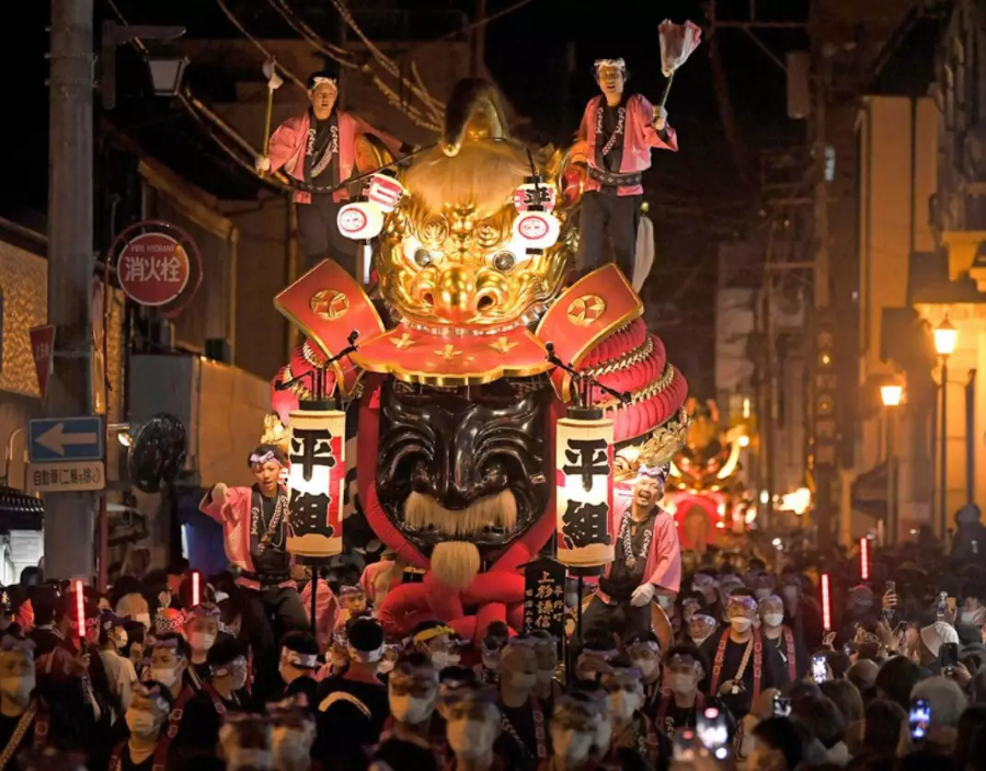 Lễ hội Karatsu Kunchi ở tỉnh Saga là một sự kiện không thể bỏ qua khi đi du lịch Nhật Bản tháng 11