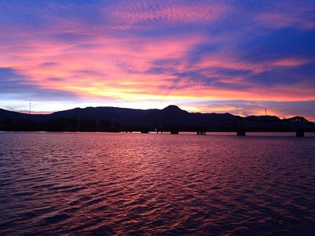 Hoàng hôn ở Kampot.