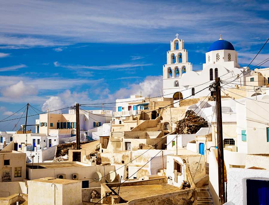 Pyrgos là một ngôi làng cổ kính mang đậm dấu ấn lịch sử và văn hóa