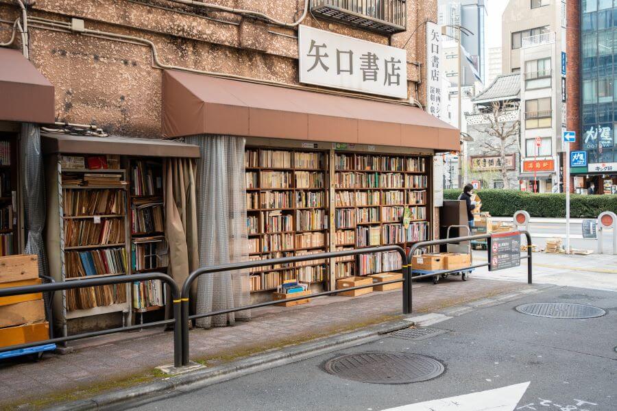 Kanda Jinbocho không chỉ thu hút du khách bởi kho tàng tri thức mà còn bởi vẻ đẹp kiến trúc độc đáo