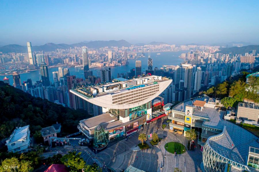 The Peak sở hữu view ngắm toàn cảnh thành phố ấn tượng nhất