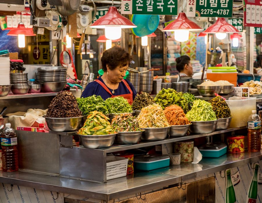 Gwangjang được mệnh danh là thiên đường ẩm thực giữa lòng Seoul sầm uất