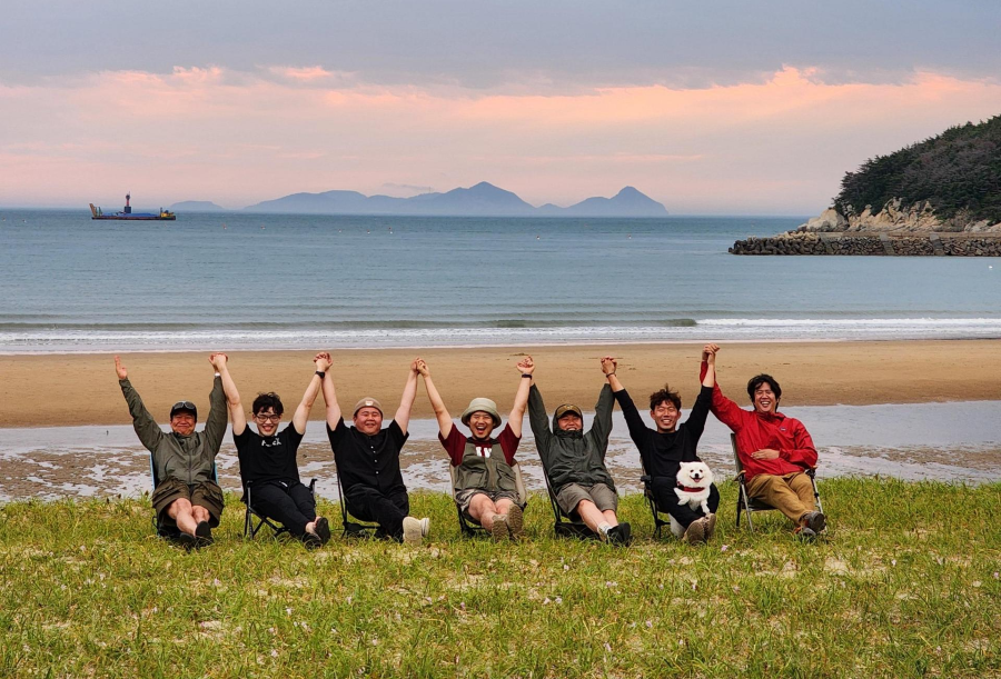 Đừng bỏ lỡ những khoảnh khắc tuyệt vời tại Đảo Deokjeokdo xinh đẹp bạn nhé! 