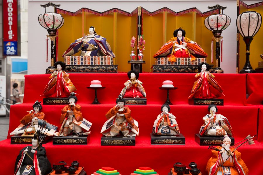 Lễ hội búp bê Nhật Bản Hina Matsuri là ngày lễ có ý nghĩa quan trọng dành cho các bé gái 