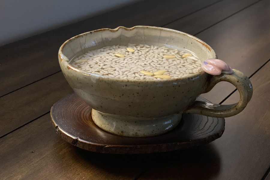 Nước gạo, một thức uống quen thuộc trong đời sống hàng ngày của người Hàn Quốc