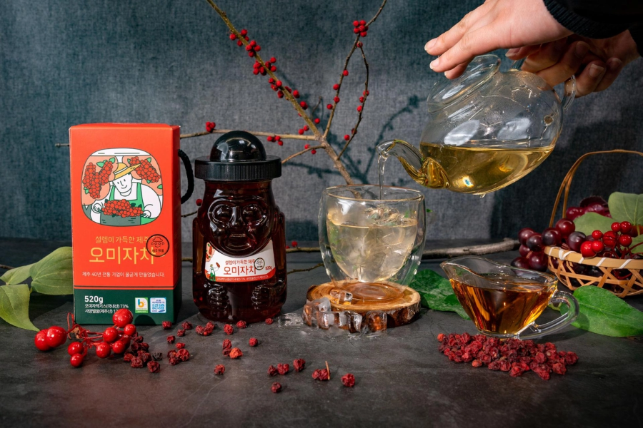 Trà ngũ vị tử mang đến một trải nghiệm vị giác vô cùng độc đáo