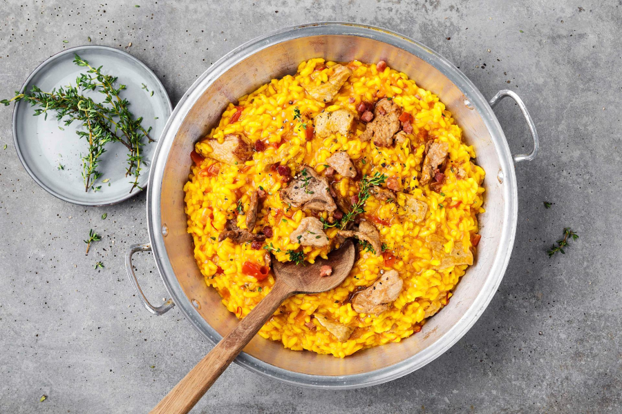 Saffron risotto là một trong những món ăn Thuỵ Sĩ chinh phục khẩu vị của mọi thực khách