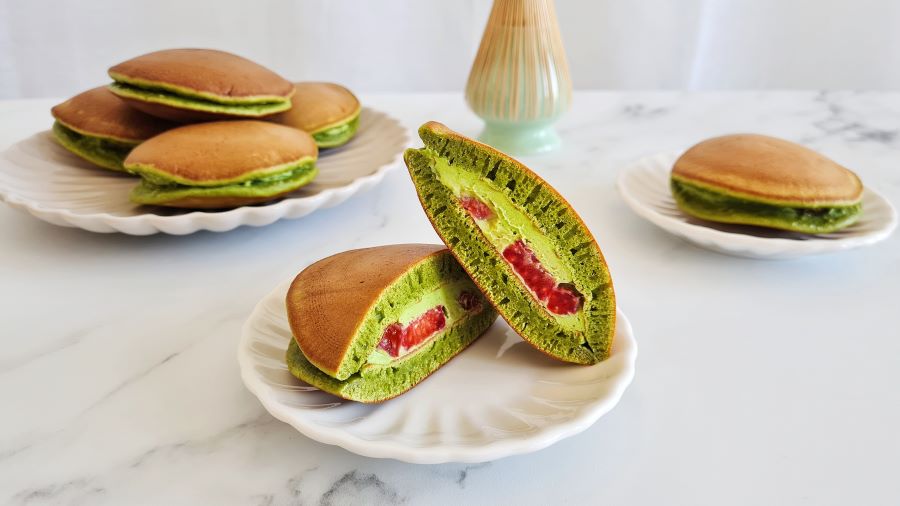 Người Nhật sáng tạo thêm nhiều loại nhân khác nhau để chiếc bánh rán Dorayaki có thể đa dạng và hấp dẫn hơn