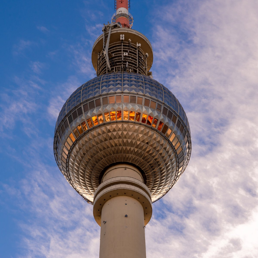 Thăm quan Tháp truyền hình Fernsehturm Berlin