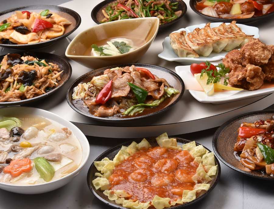 Các món ăn tại China Town được biến tấu khá nhiều để phù hợp với khẩu vị của nhiều người