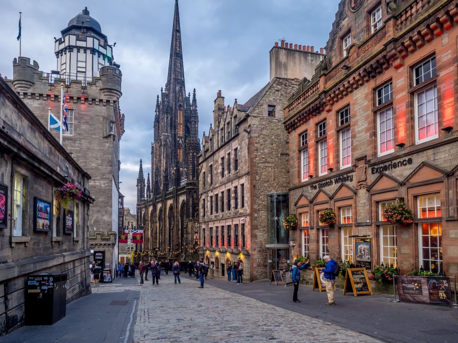 Edinburgh sở hữu nhiều công trình kiến trúc có giá trị lịch sử cao