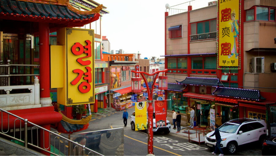 Đến với Incheon Chinatown, bạn sẽ có cơ hội khám phá kiến trúc độc đáo, tìm hiểu về lịch sử và văn hóa của cộng đồng người Hoa tại Hàn