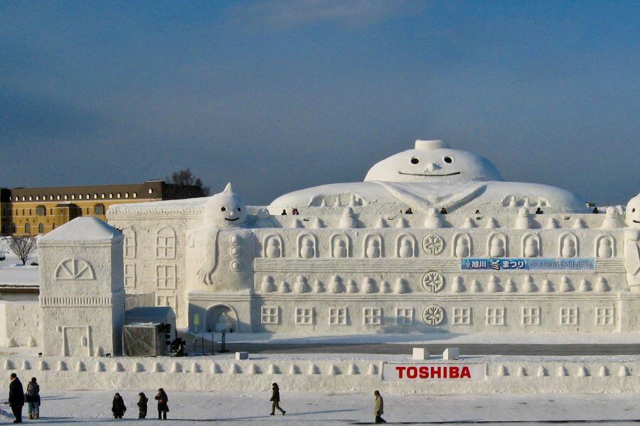 Lễ hội mùa đông Asahikawa là một trải nghiệm đáng nhớ trong chuyến du lịch Nhật Bản