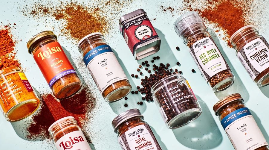 Muối và tiêu là hai gia vị được sử dụng chủ yếu cho các món ăn châu Âu