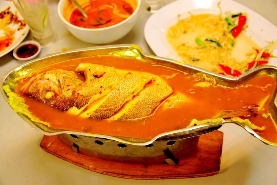 Món Cà Ri Cá độc đáo tại Thiên đường biển Phuket