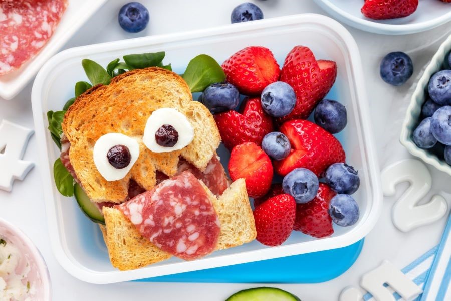 Bữa ăn phụ giữa buổi hấp dẫn, bắt mắt của người Đức