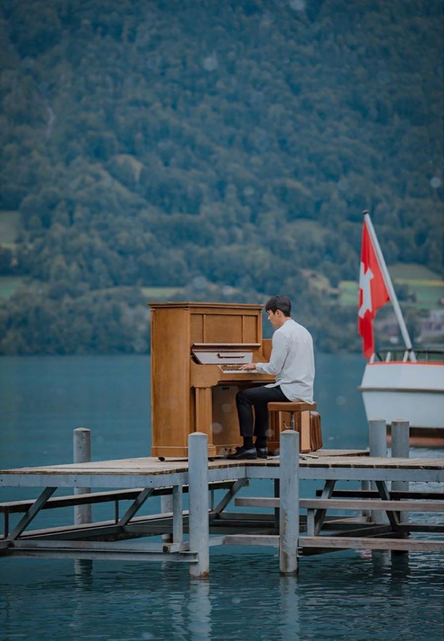 Khung cảnh tuyệt đẹp tại Iseltwald trong bộ phim “Hạ cánh nơi anh”