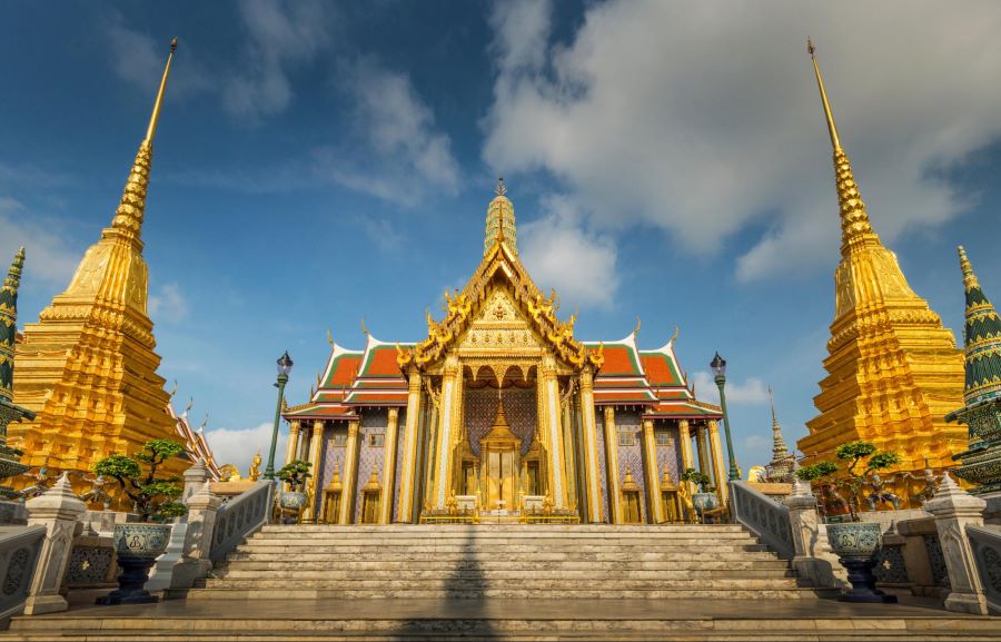 Wat Phra Kaew, hay còn được biết đến với tên gọi Chùa Phật Ngọc