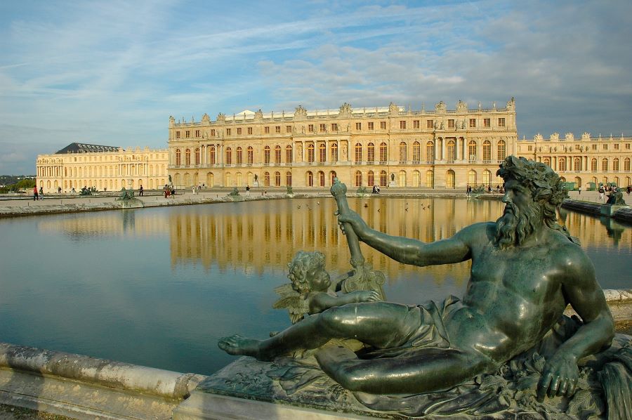 Cung điện Versailles - Khám phá lịch sử kiến trúc hoàng gia