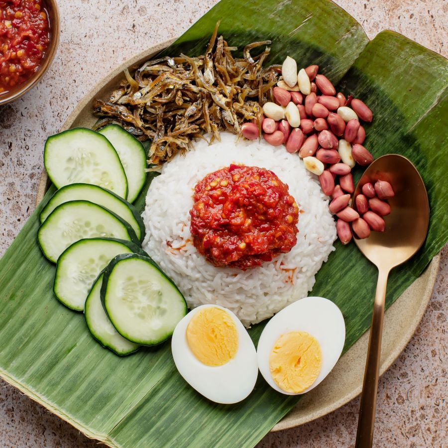 Món Nasi Lemak, đặc sản ở Malaysia