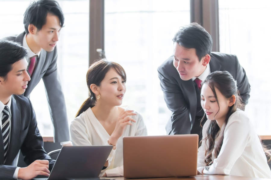 Văn hóa giao tiếp của người Nhật Bản mang đậm tính lễ nghi, đề cao sự tôn trọng và đề cao tính tập thể