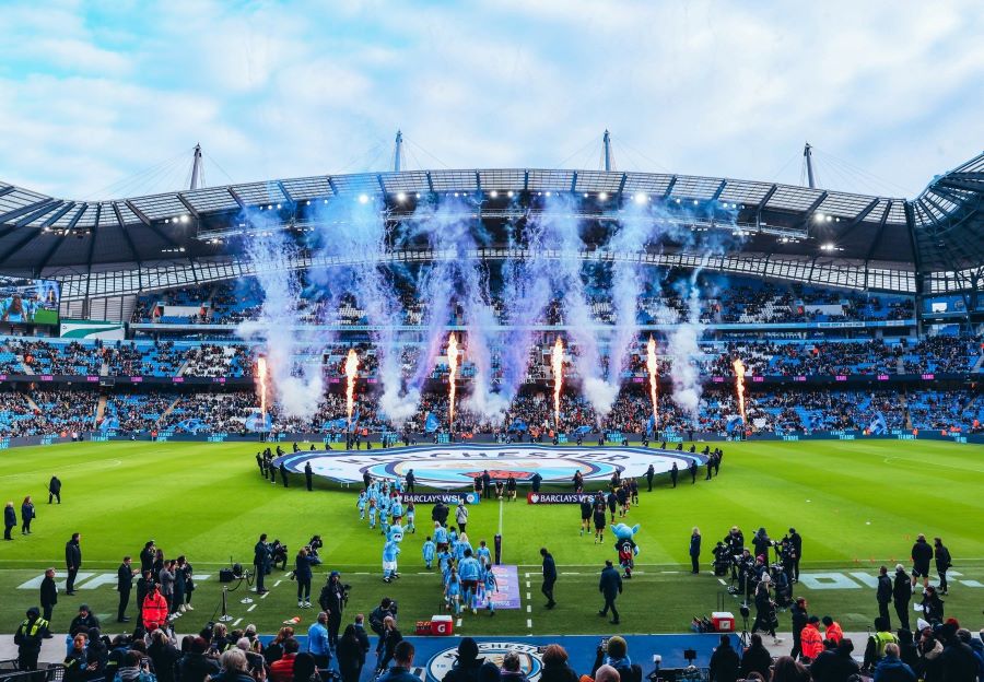 Sân vận động Etihad là mái nhà tự hào của đội bóng Manchester City