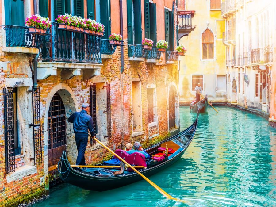 Gondola từ lâu đã trở thành nét văn hóa địa phương độc đáo của thành phố Venice