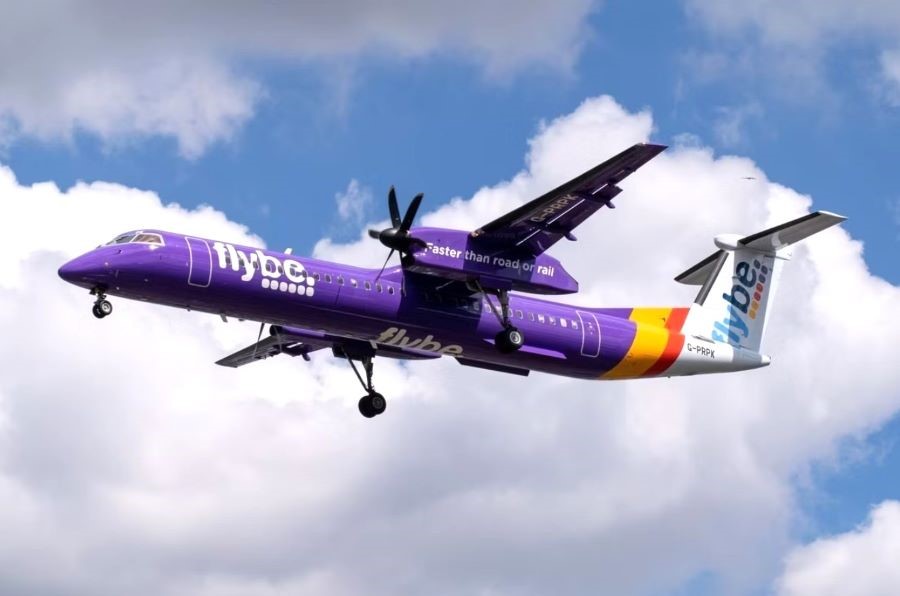 Du khách có thể bay đến sân bay Quốc tế Geneva rồi di chuyển đến Chamonix