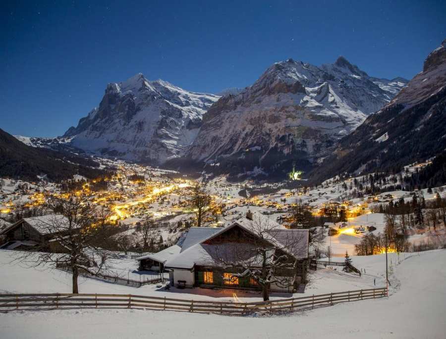 Grindelwald là một ngôi làng nhỏ tuyệt đẹp nằm giữa dãy Alps