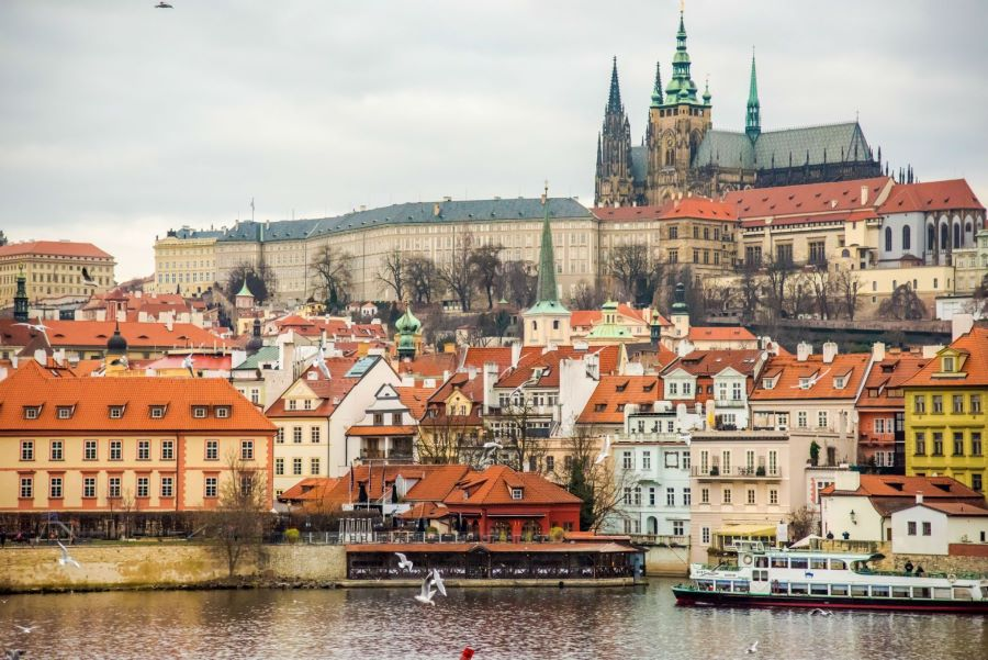 Thủ đô Praha trầm mặc nhưng lại có sức hấp dẫn đặc biệt với đông đảo du khách
