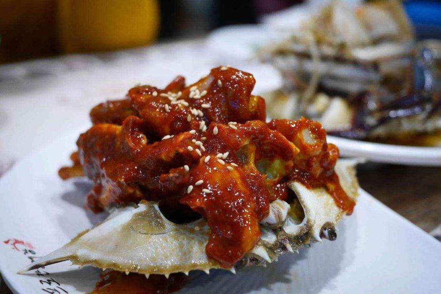 Thịt cua càng xanh chắc, ngọt và có thể chế biến thành nhiều món khác nhau