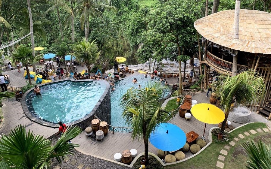 D’Tukad River Club - khu nghỉ dưỡng đầu tiên ở Bali, nổi tiếng với hình ảnh những chiếc xích đu tử thần