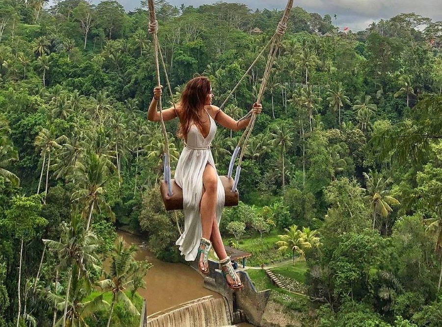 Bali Swing là một hoạt động thú vị du khách nên trải nghiệm khi ghé thăm hòn đảo Bali 