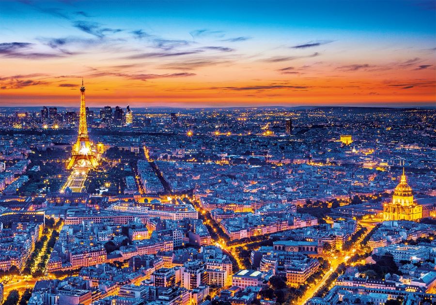 Paris - Kinh đô ánh sáng, nơi lưu giữ những bí ẩn cổ xưa và sức sống hiện đại hòa quyện, luôn khiến du khách say mê bởi vẻ đẹp rực rỡ