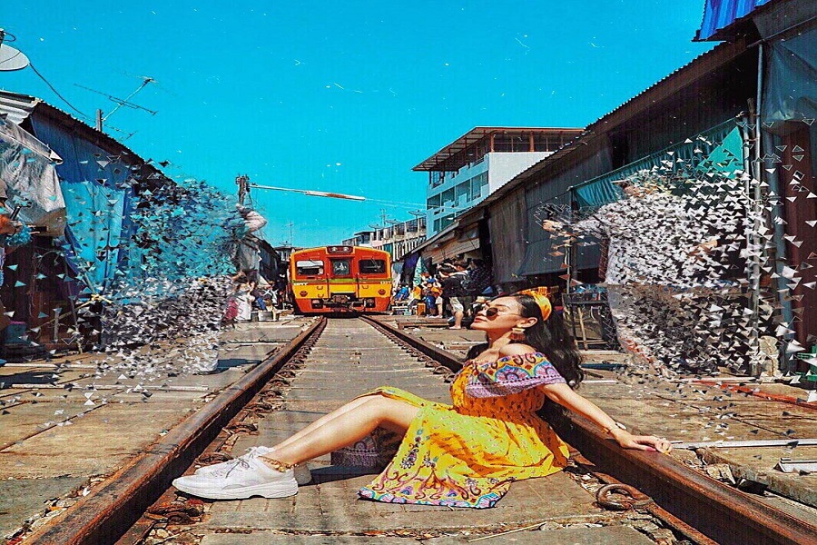 Khu chợ đường tàu có một không hai nức tiếng Thái Lan