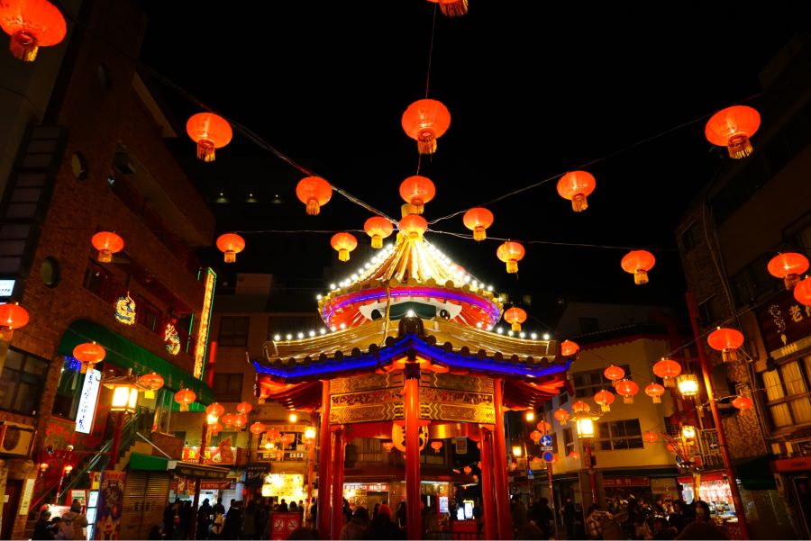 Tham gia vào các lễ hội này là một cách tuyệt vời để trải nghiệm văn hóa địa phương tại Kobe