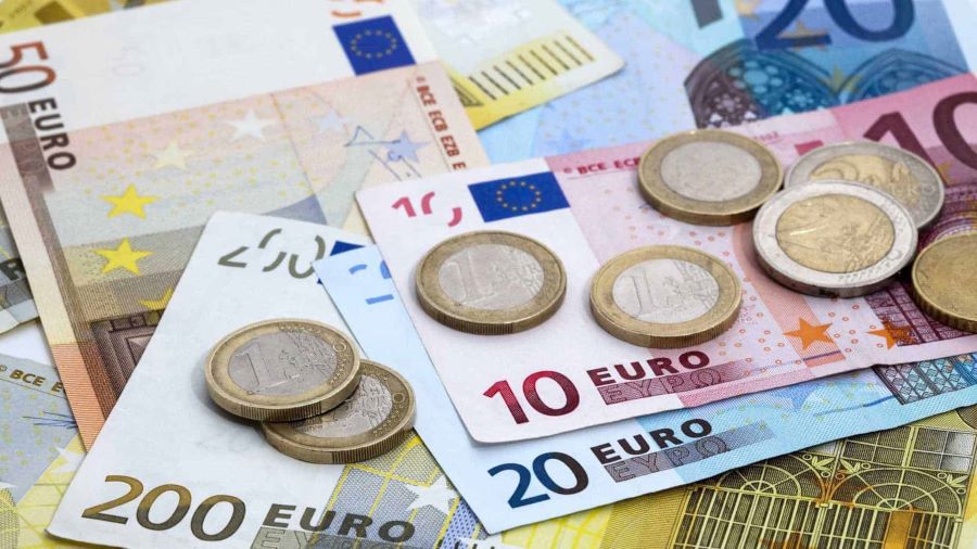 Đồng tiền chung của Châu Âu được gọi là Euro