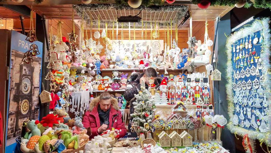 Cửa hàng bán đồ lưu niệm xinh xắn tại Châu Âu