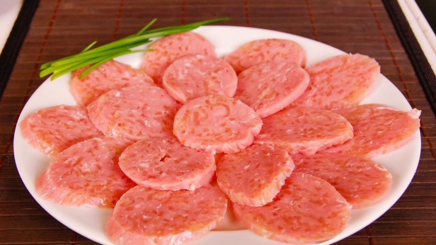 Nem chua Chiang Mai có công thức và cách chế biến riêng và độc đáo