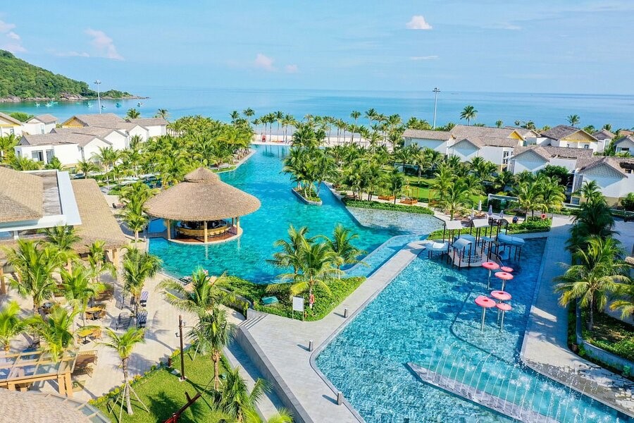 Các khu resort, khách sạn tại Phú Quốc phát triển vượt bậc nhờ du lịch