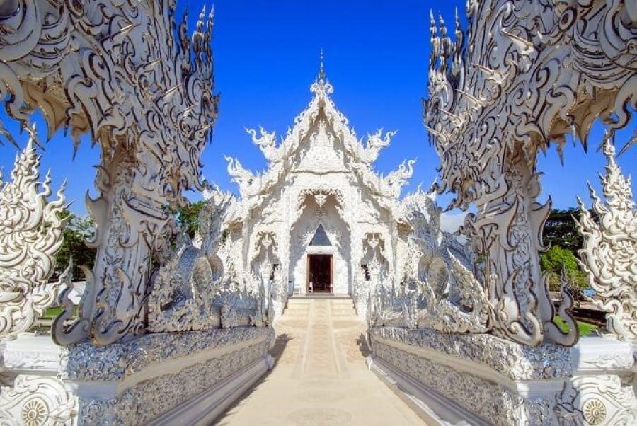Wat Rong Khun - với thiết kế hết sức độc đáo