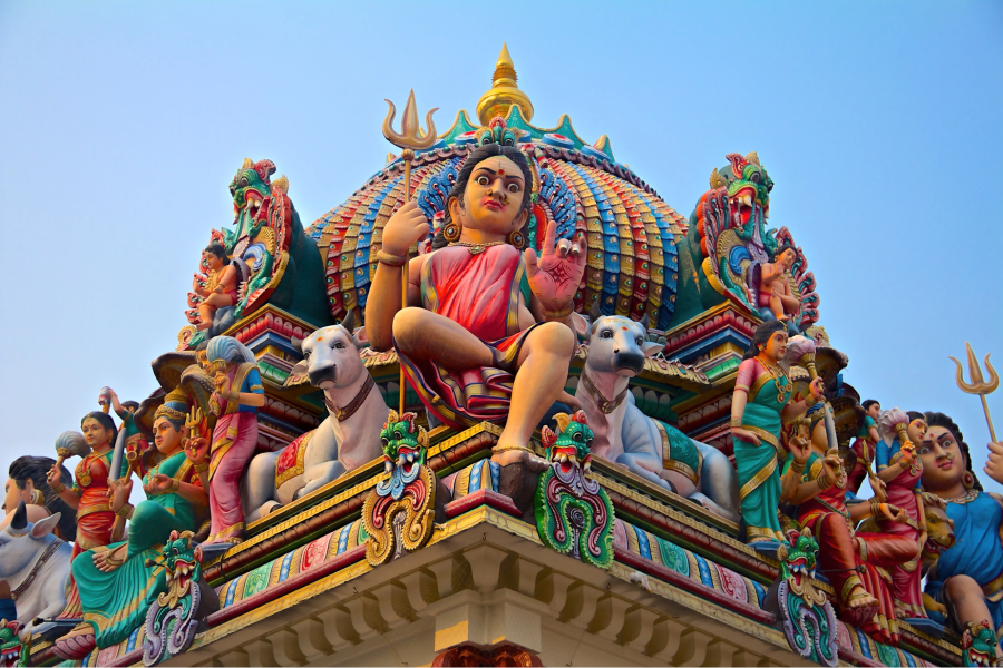 Đền Sri Mariamman tỏa sáng vẻ đẹp cổ kính và linh thiêng