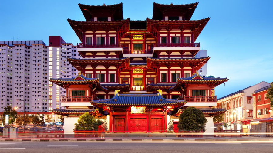 Chùa Răng Phật hay còn gọi là Phật Nha Tự là một kiệt tác kiến trúc nhà Đường được xây dựng vào những năm 1990