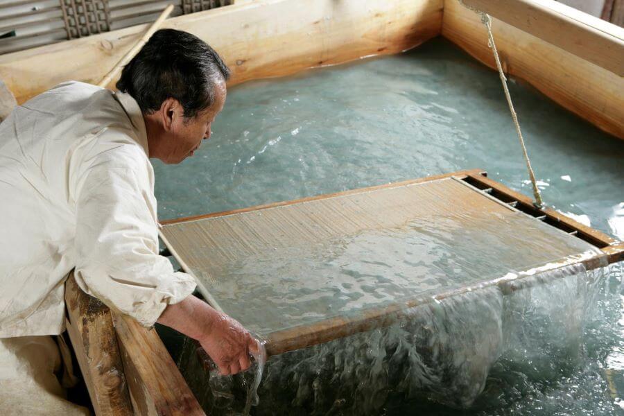 Làng dân tộc Hàn Quốc là một trung tâm bảo tồn và giới thiệu các nghề thủ công truyền thống