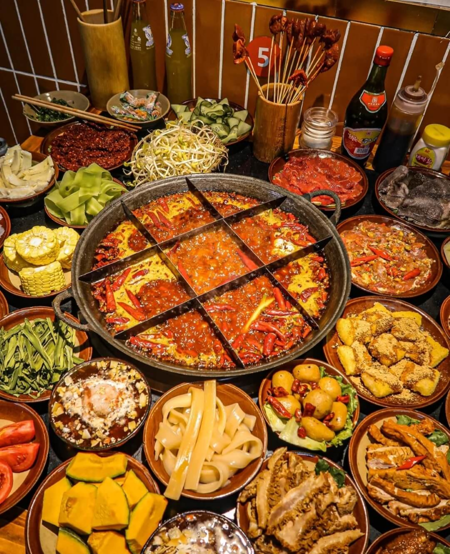 Lẩu cay Trùng Khánh chinh phục mọi thực khách ngay từ lần đầu thưởng thức