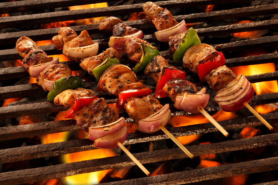 Shashlik - một trong những món ăn Nga thơm ngon, hấp dẫn được nhiều du khách yêu thích