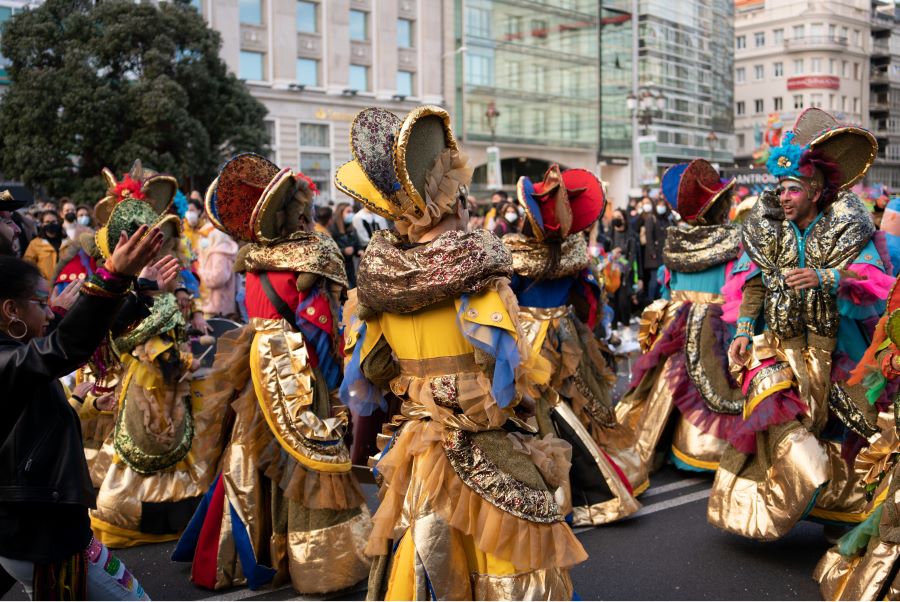 Các cuộc diễu hành ấn tượng trên đường phố